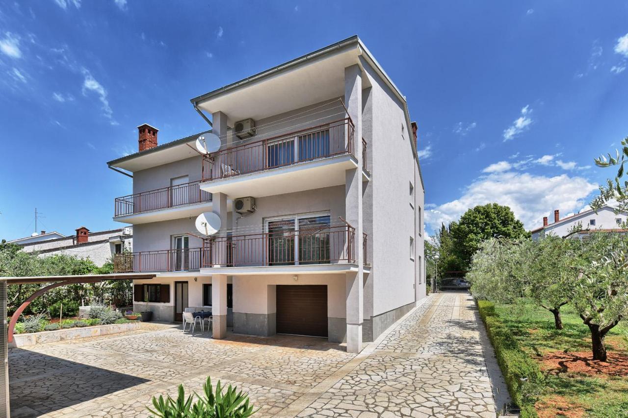 Brezac olive garden apartment Fažana Exterior foto