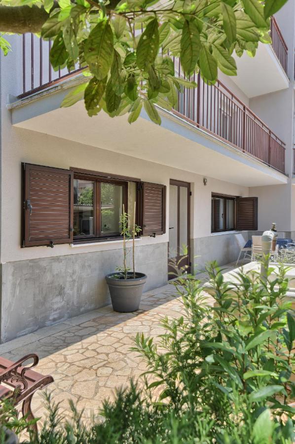 Brezac olive garden apartment Fažana Exterior foto